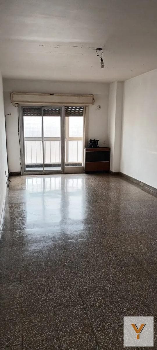 Apartment for Sale - 3 Bedrooms, 1 Bathroom - San Cristóbal