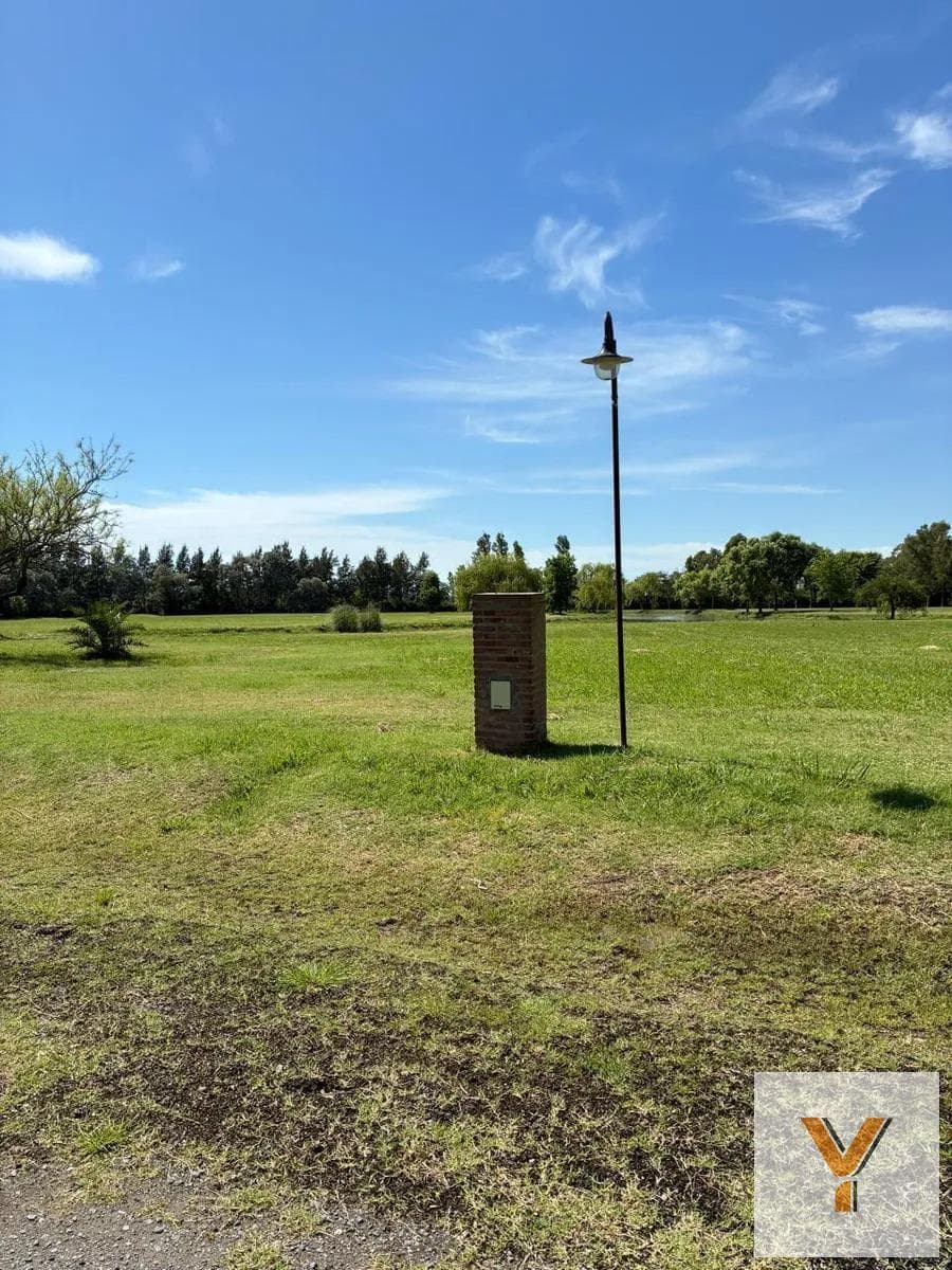 Land for Sale - 2,100 m² - General Las Heras