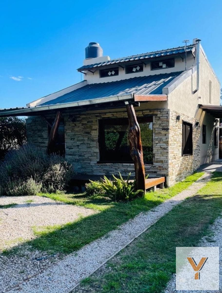 House for Rent - 2 Bedrooms, 1 Bathroom - Mar del Plata