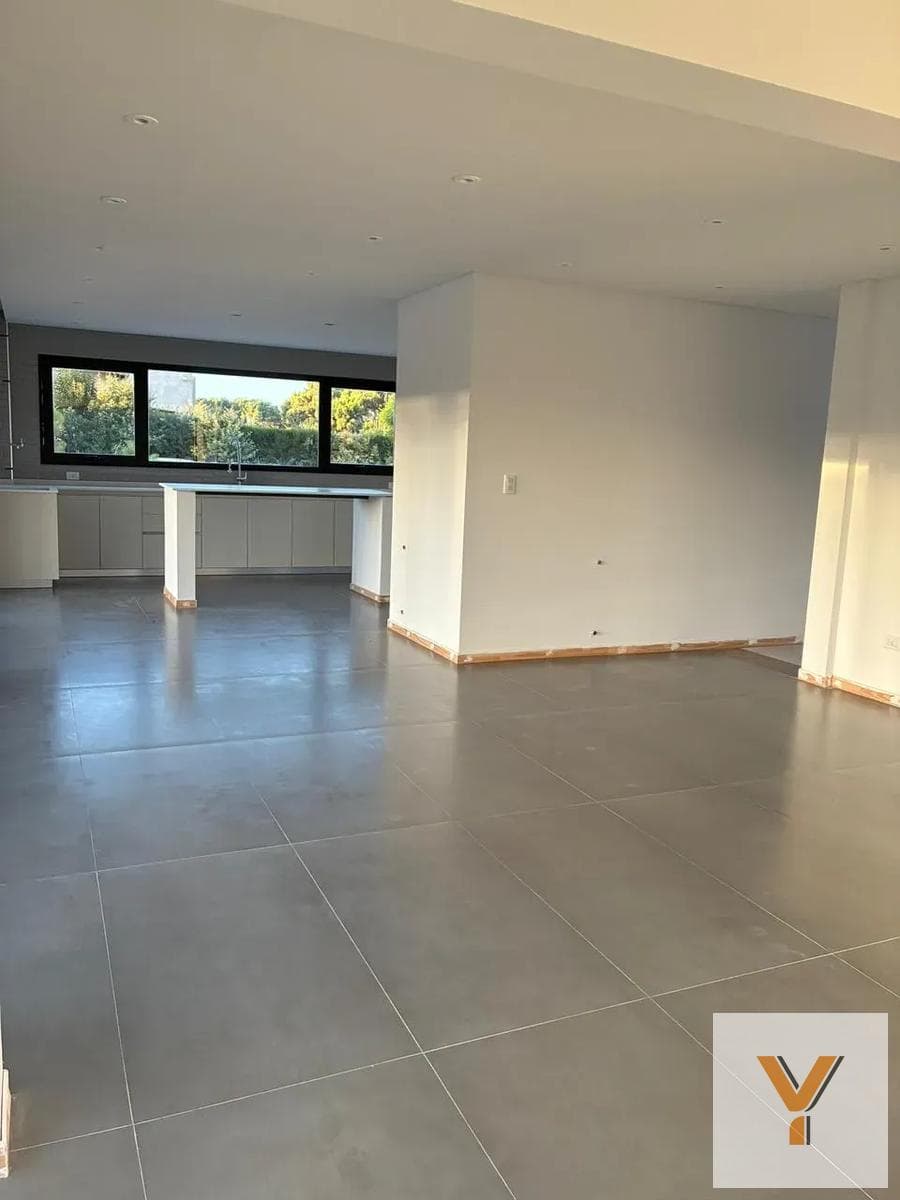 House for Rent - 4 Bedrooms, 3 Bathrooms - Pinamar