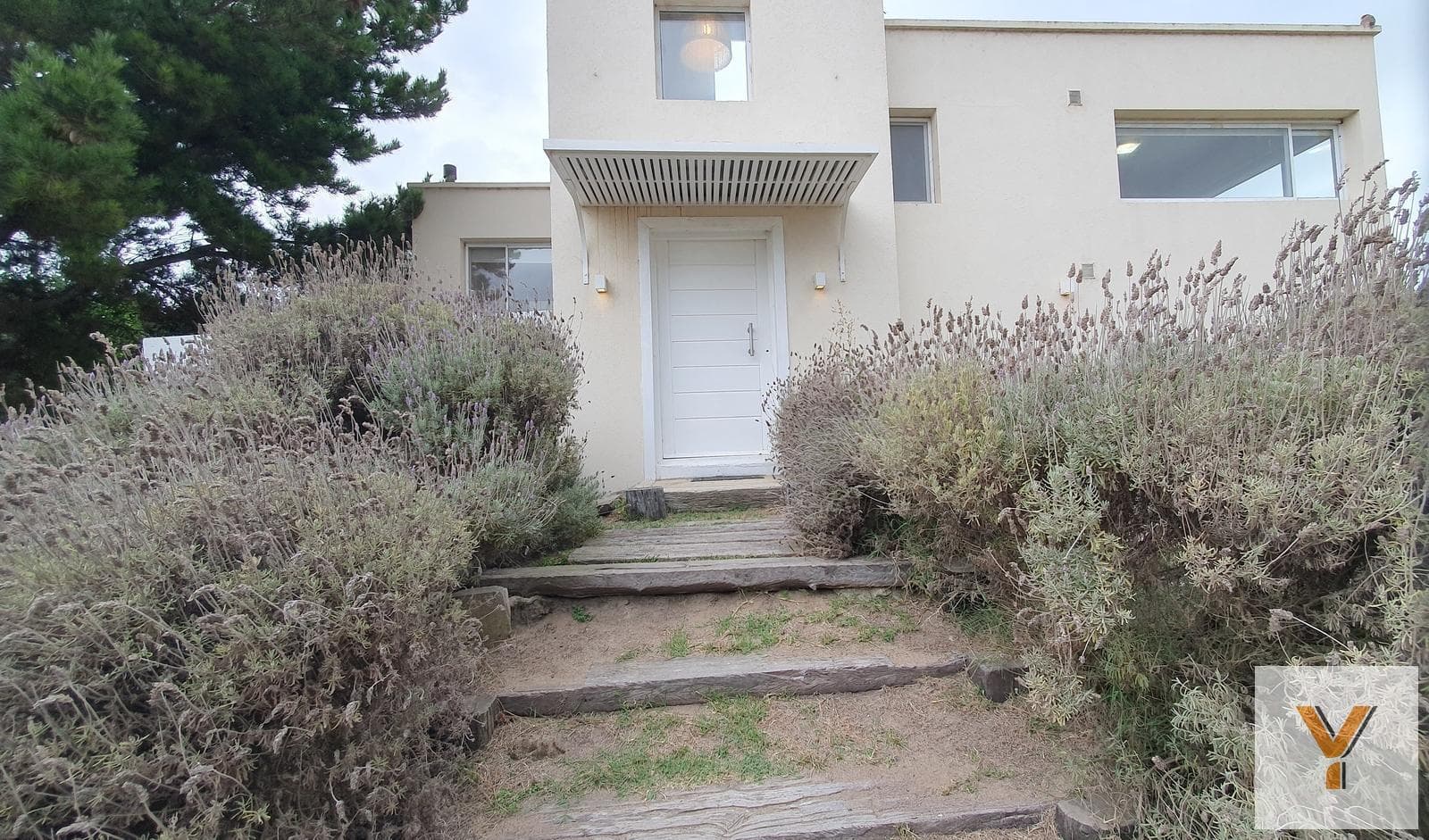 House for Sale - 4 Bedrooms, 4 Bathrooms - Pinamar