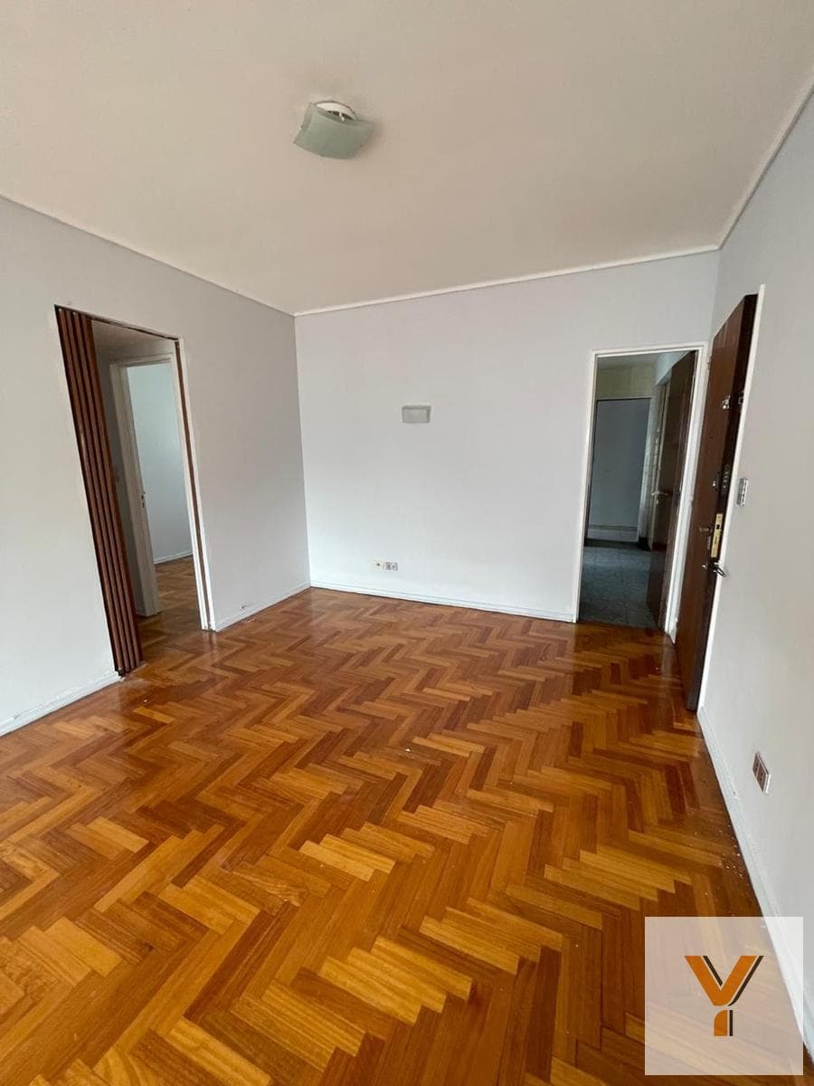 Apartment for Sale - 4 Bedrooms, 2 Bathrooms - Palermos