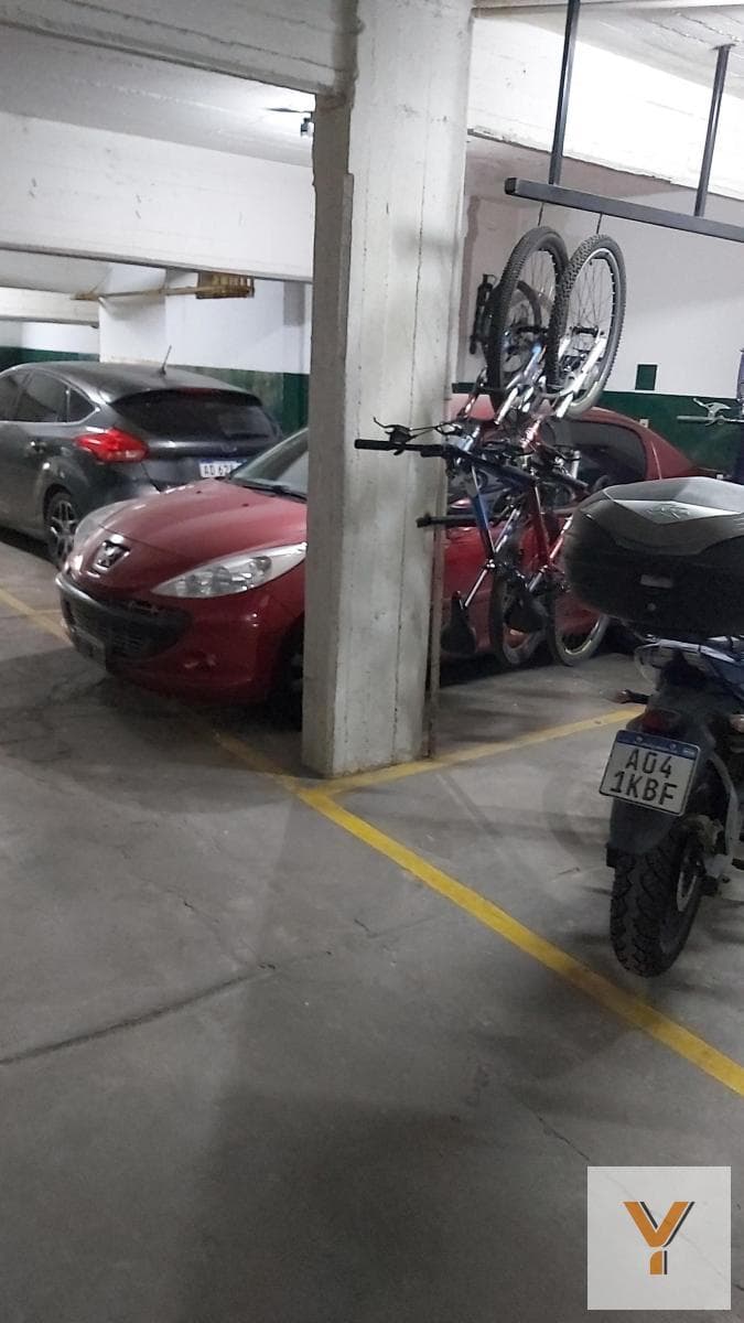 Garage for sale - 25 square meters - Palermo