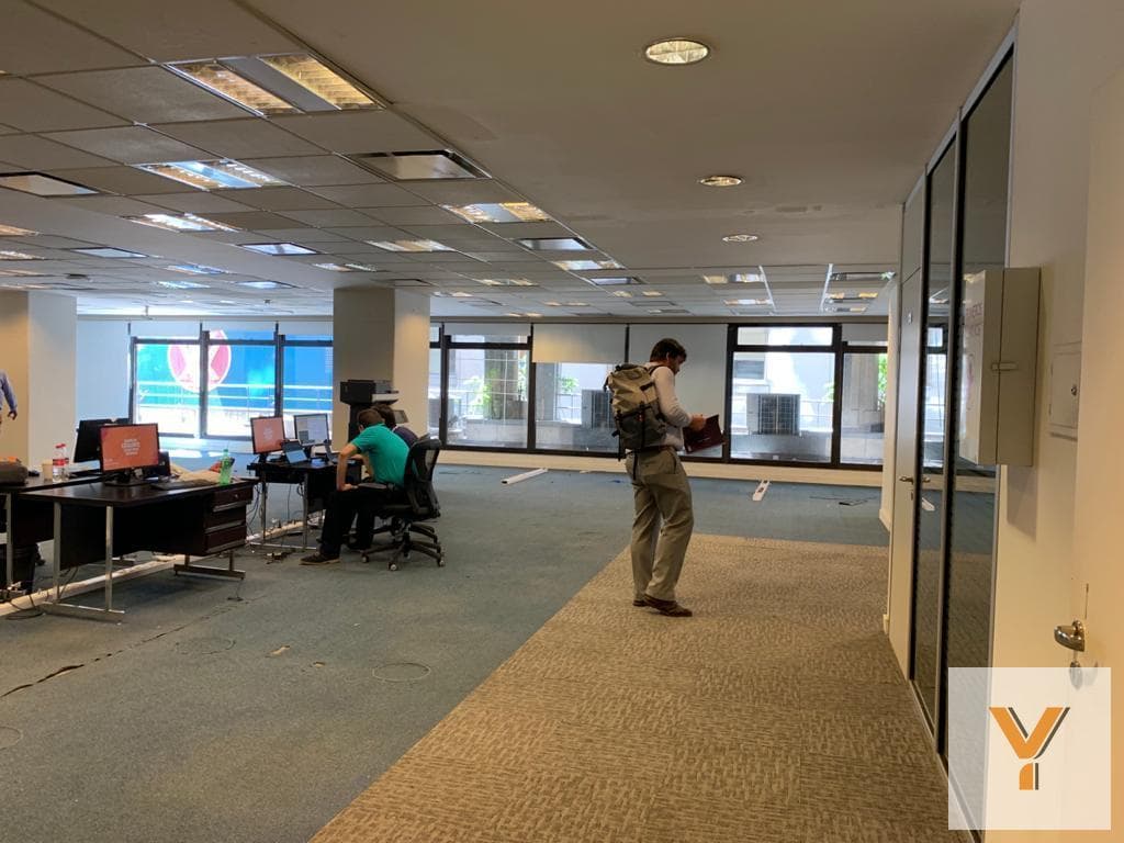 Office for Sale - 1,000 square meters - San Nicolás