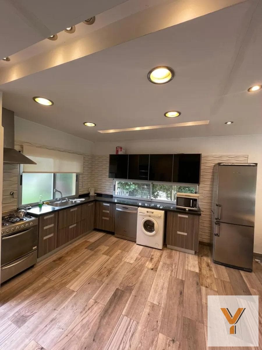 House for Sale - 3 Bedrooms, 3 Bathrooms - Escobar