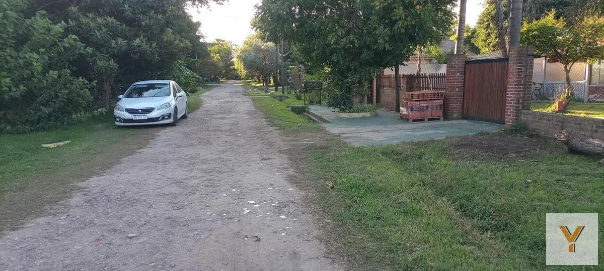Land for Sale - 735 m² - Villa Elisa
