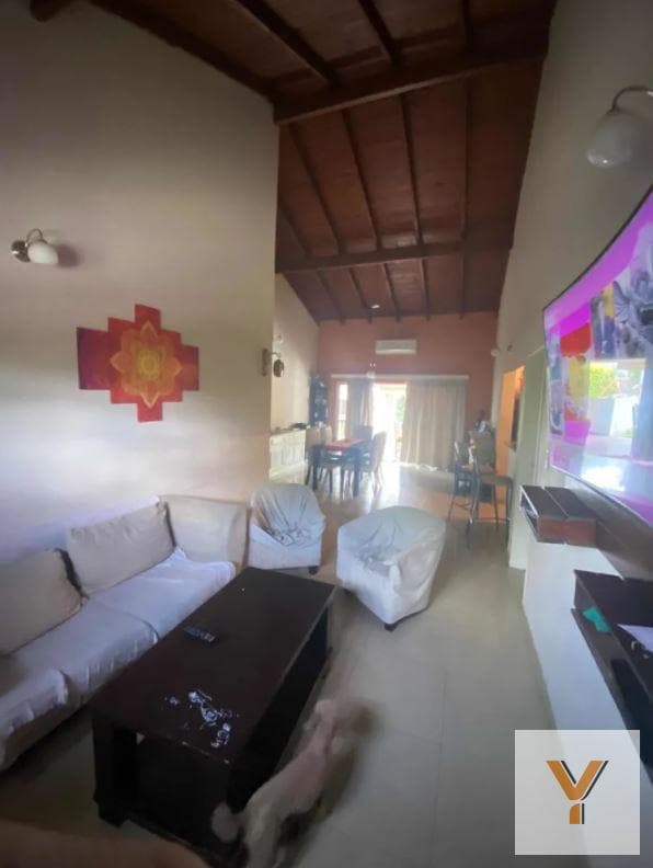 Land for sale - 3 bedrooms, 2 bathrooms, 1 garage - Total area: 300 m² - Jorge Newery Park, Ezeiza