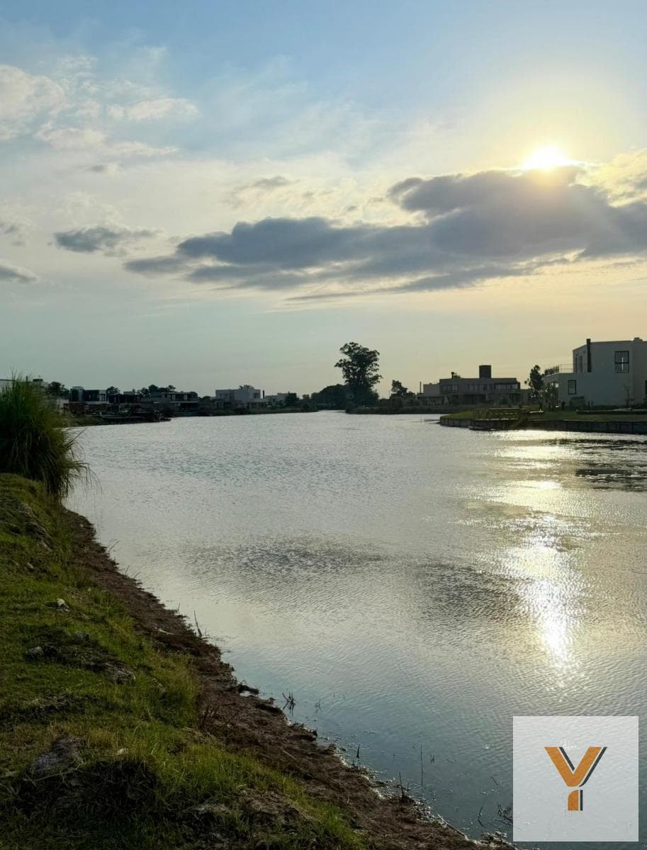 Land for Sale - 792 m² - San Vicente