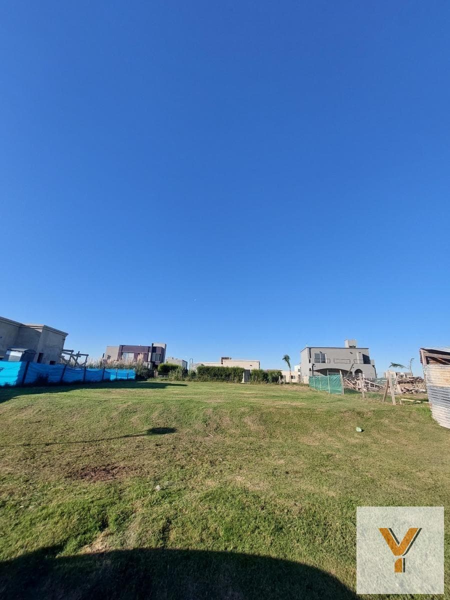 Land for Sale - 619 m² - San Vicente