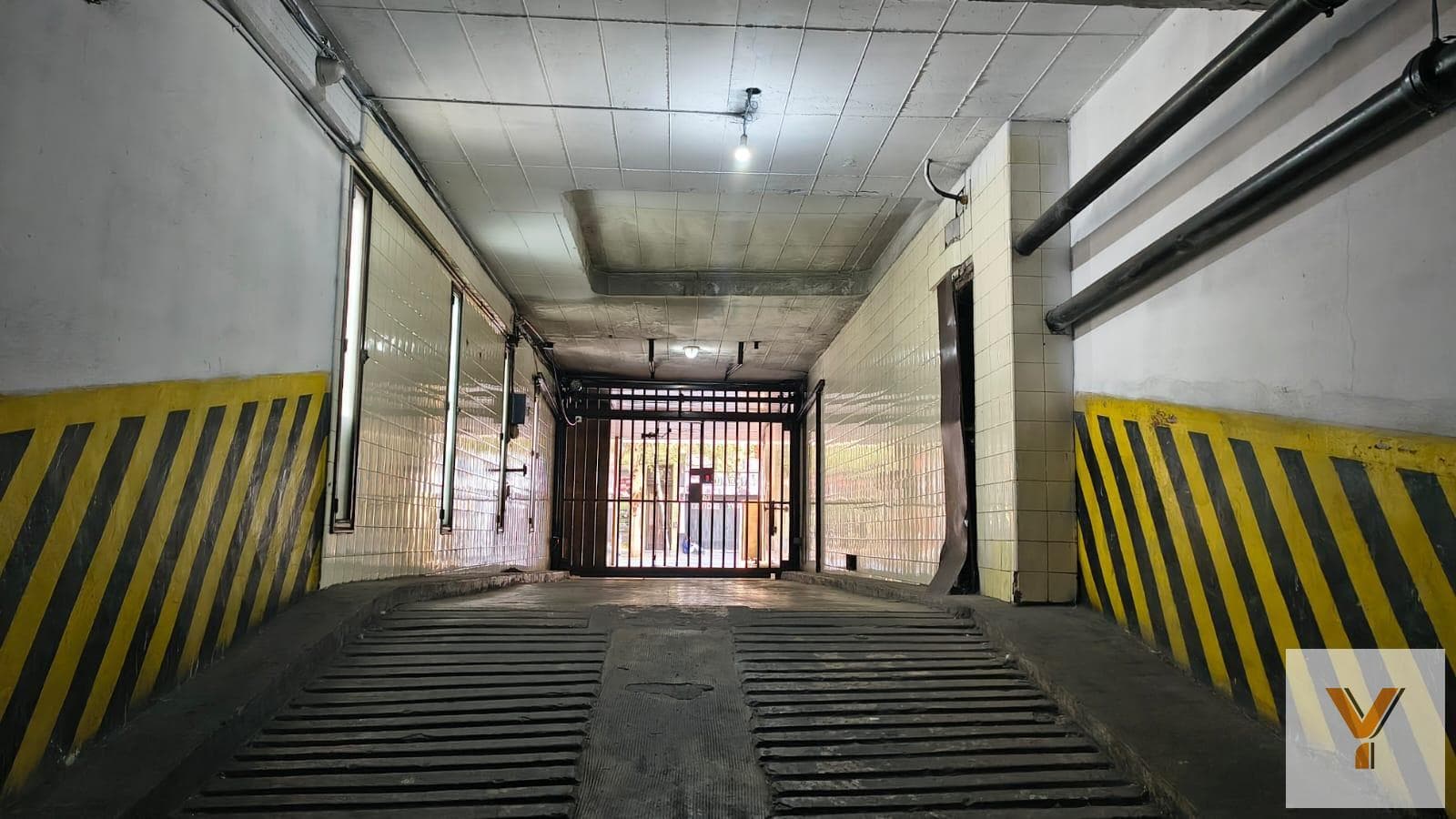 Garage for sale - 12 m² - Balvanera