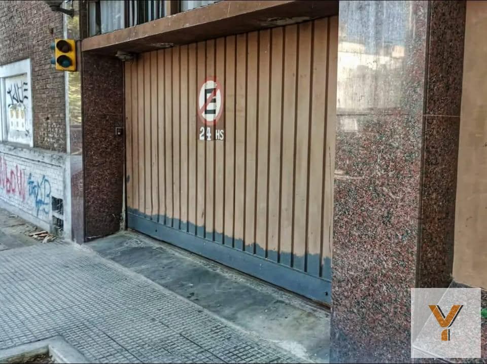 Garage for sale - 12.65 m² - Palermo