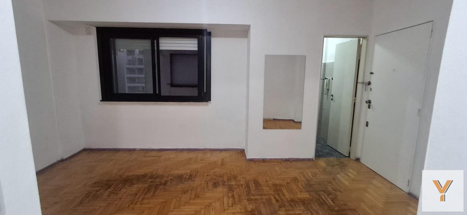 Apartment for Sale - 1 Bedroom, 1 Bathroom - Monserrat