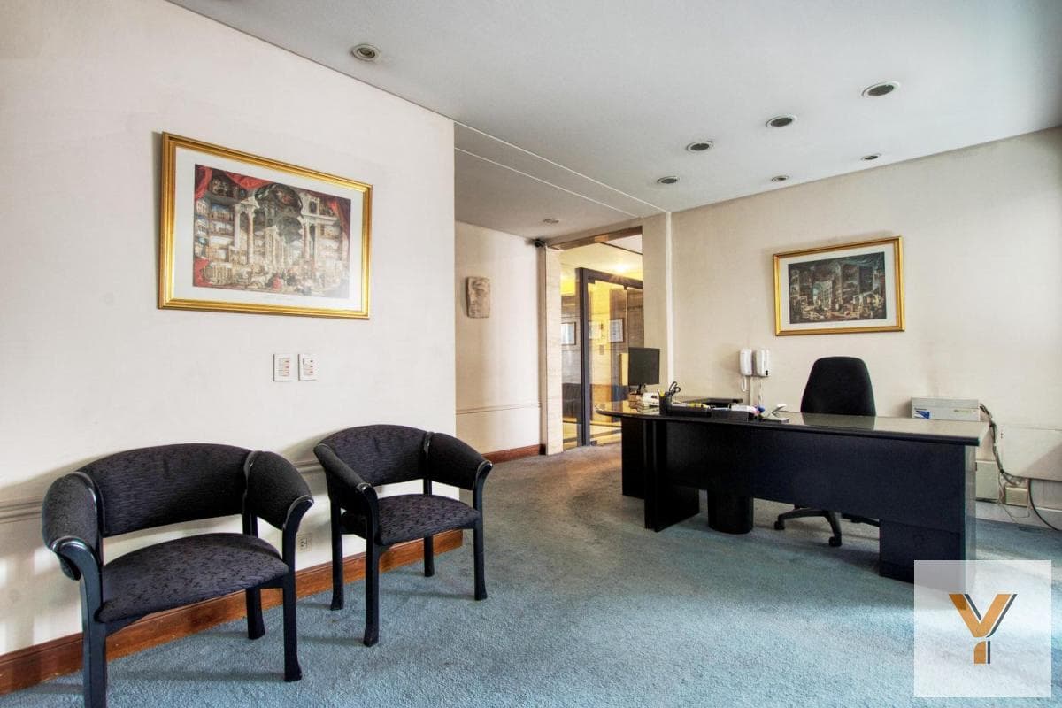 Office for Sale - 10 Rooms - San Nicolás