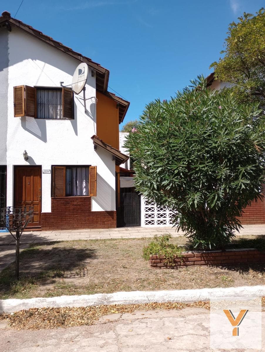 House for Sale - 2 bedrooms, 1 bathroom - San Clemente Del Tuyú