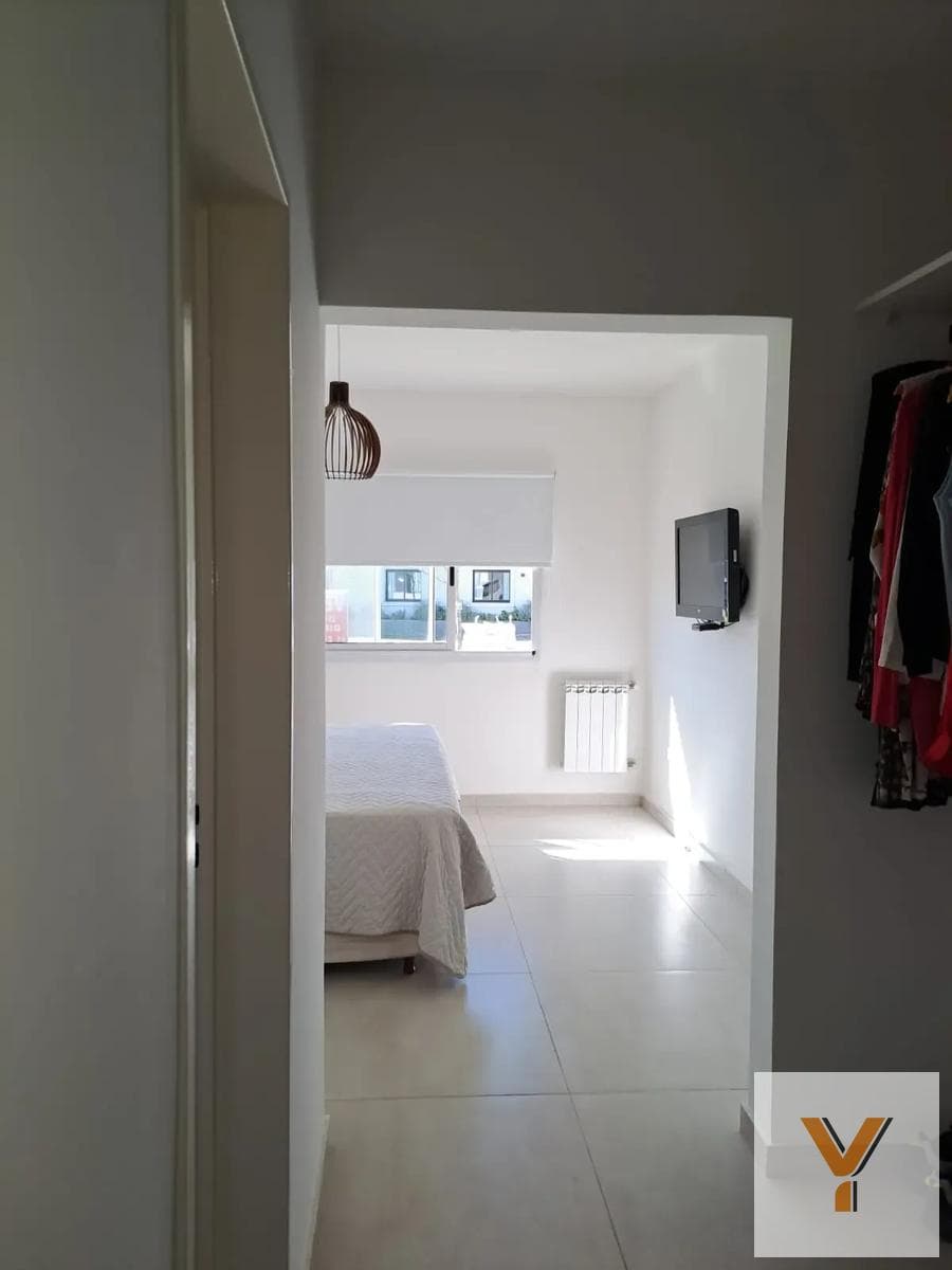 House for Sale - 3 Bedrooms, 3 Bathrooms - 475 m - Pilar
