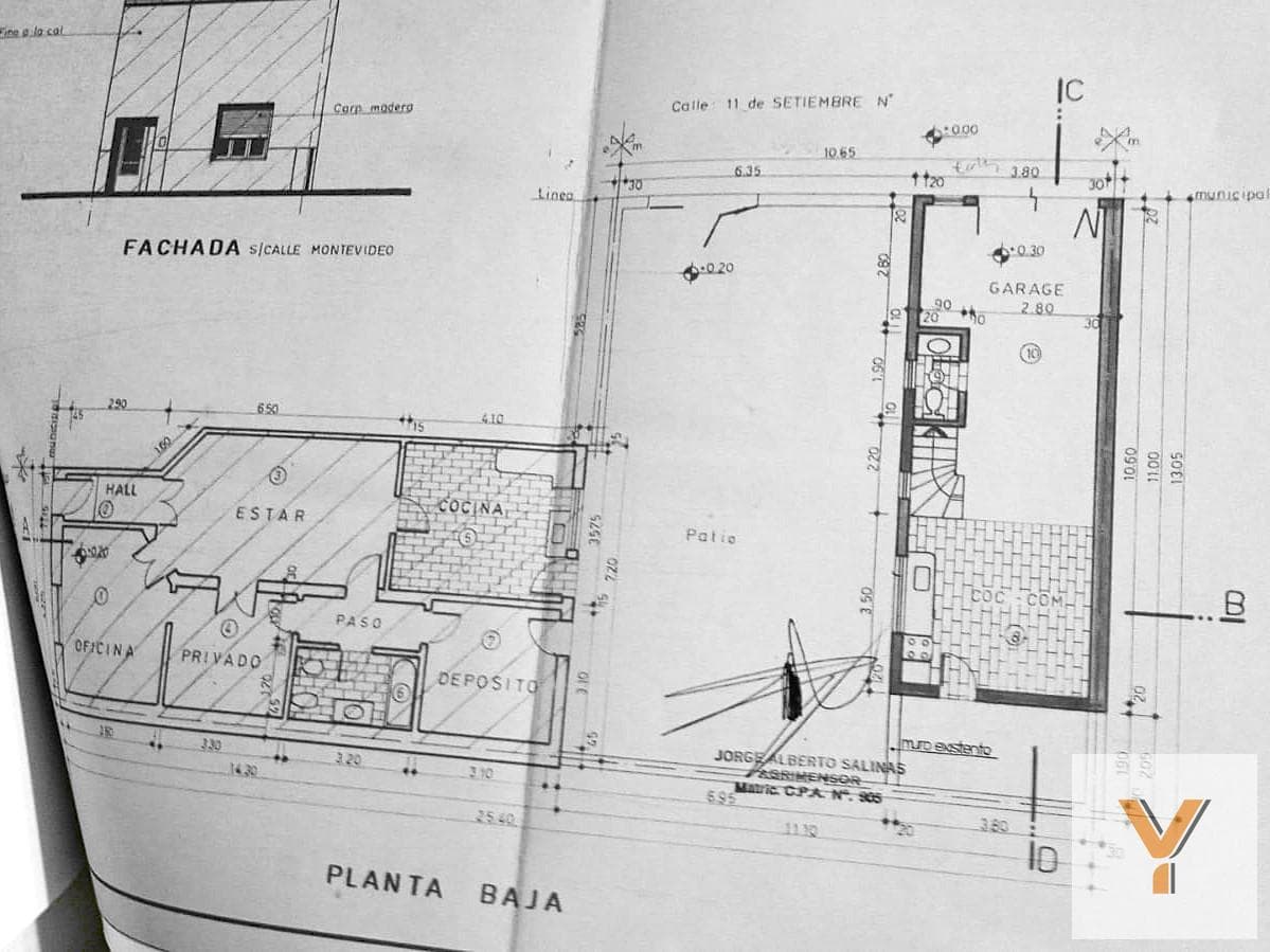 Casa de 184 m2 cub. en Venta - 3 Dormitorios, jardin - lote 200mts - Tandil semicentro