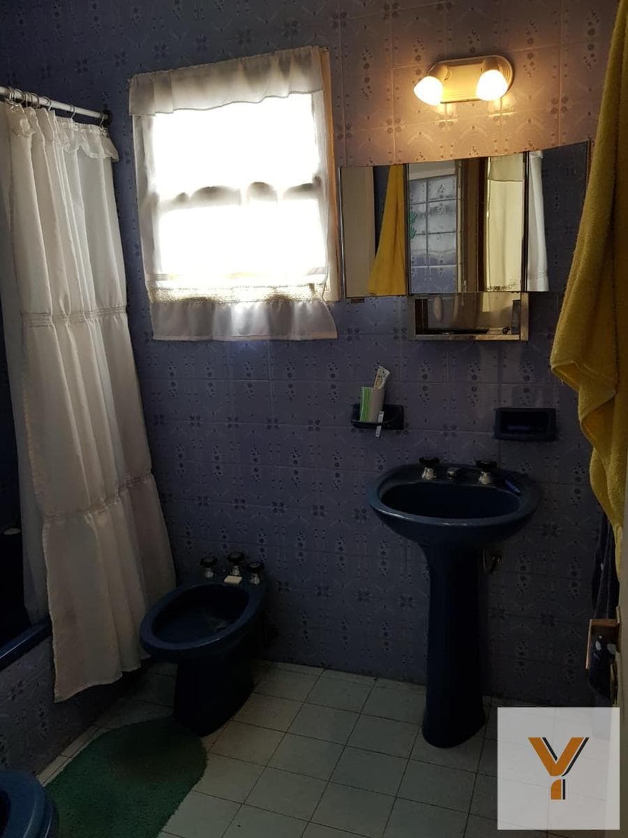 Apartment for Sale - 1 Bedroom, 1 Bathroom - 39 m² - Flores