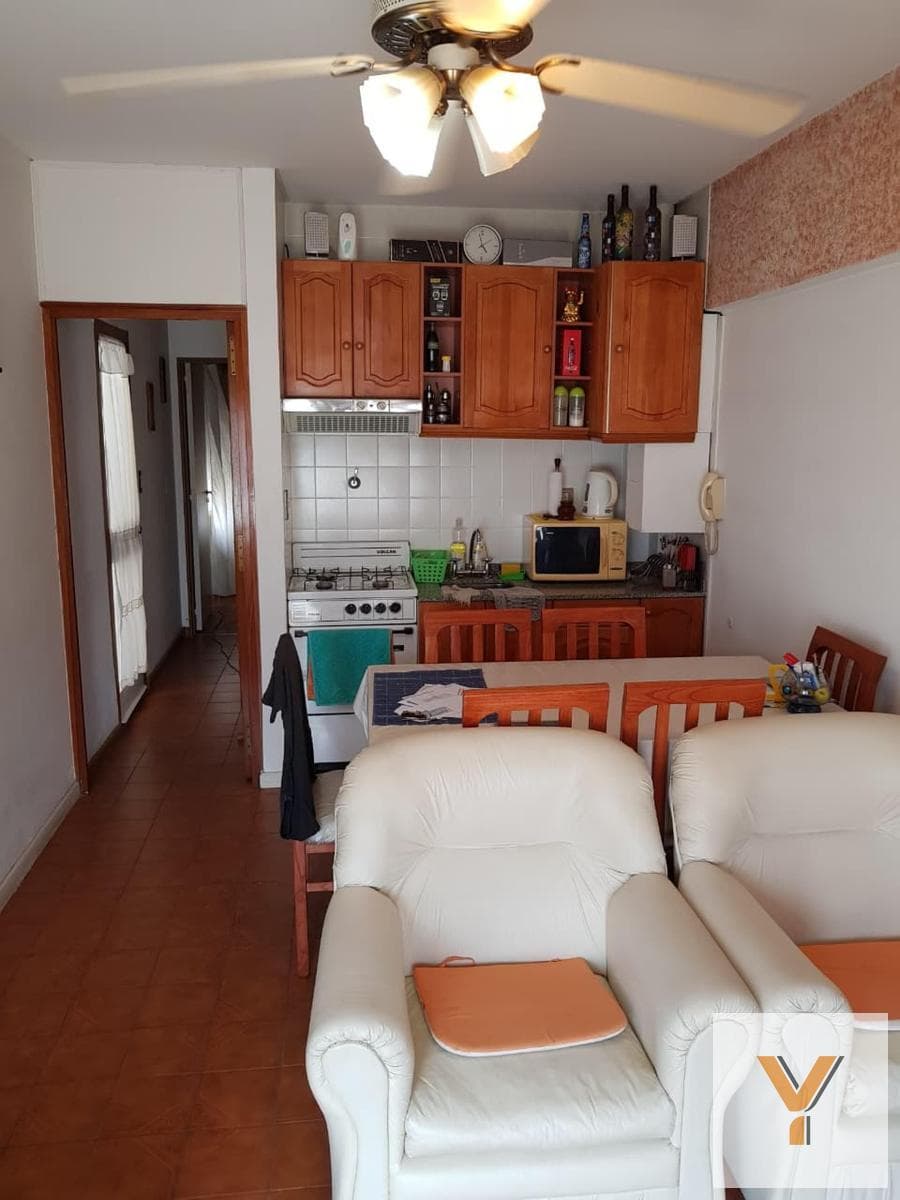 Apartment for Sale - 1 Bedroom, 1 Bathroom - 39 m² - Flores