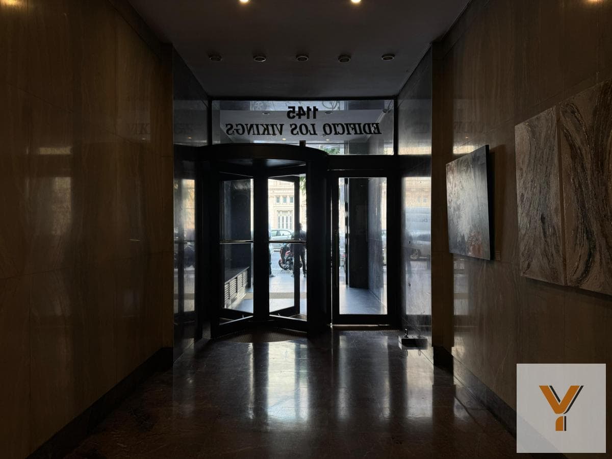 Office for Rent - 2 Bathrooms - 180 m - San Nicolás