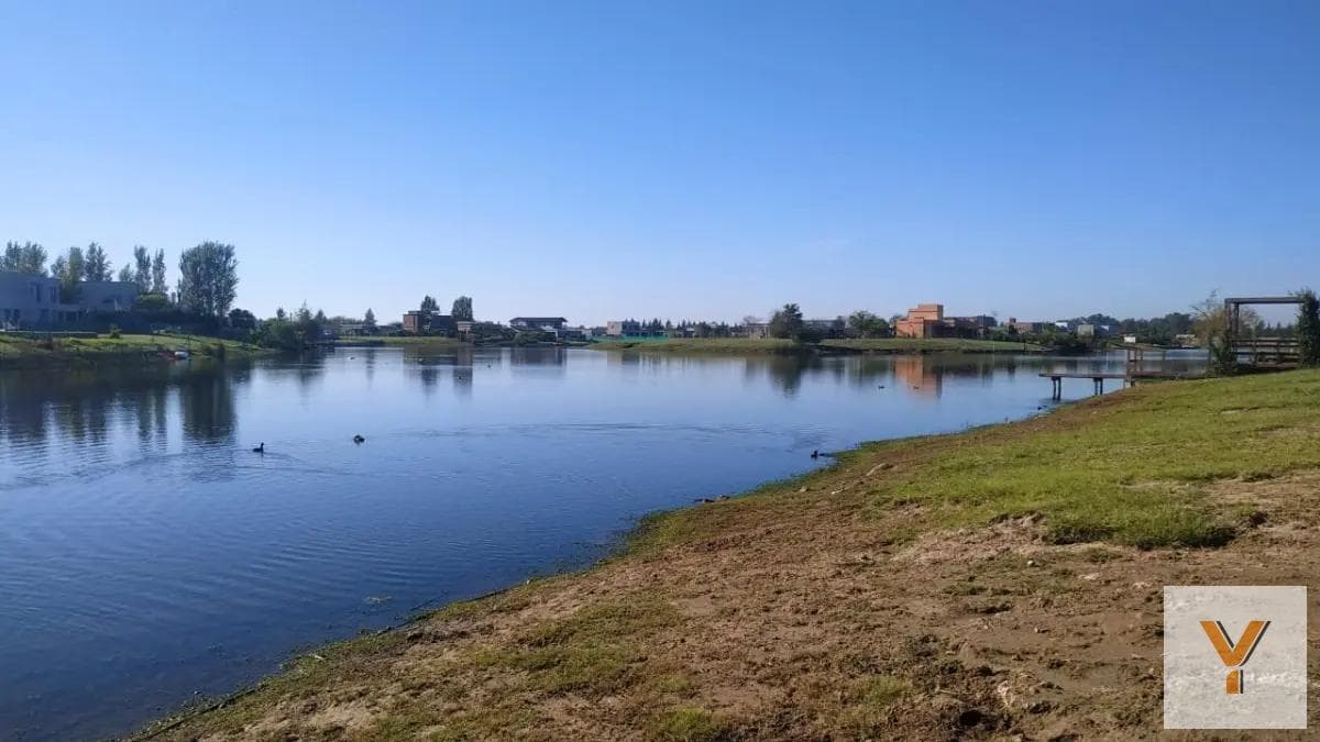 Land for Sale - 910m² - Escobar