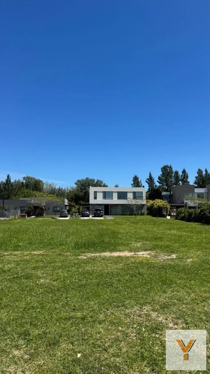 Land for Sale - 910m² - Escobar