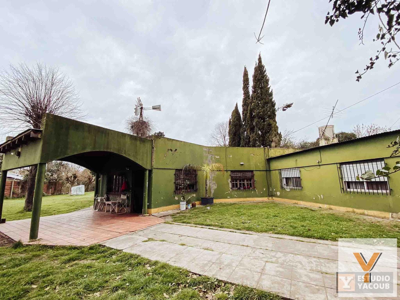 House for Sale - 2 Bedrooms, 1 Bathroom - Garage - 1,800 m² - Melchor Romero, La Plata