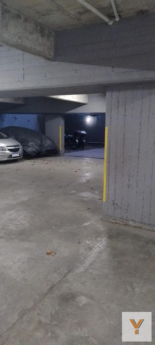 Garage for Sale - 15 m² - Constitución