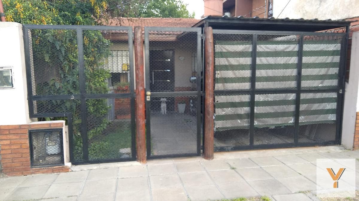 House for sale - 1 bedroom, 1 bathroom - 70 m² - Sourigues.