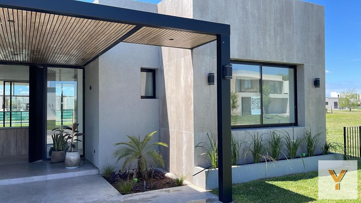House for Sale - 3 Bedrooms, 4 Bathrooms - Garage - 220 m² - El Naudir
