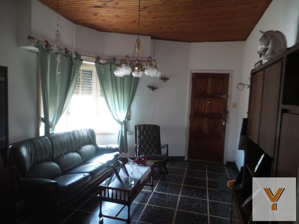 House for sale - 3 bedrooms, 2 bathrooms - courtyard - 180 m² - Gerli