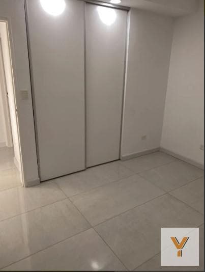 House for sale - 3 bedrooms, 2 bathrooms - pool and barbecue - 922 m² - Luján