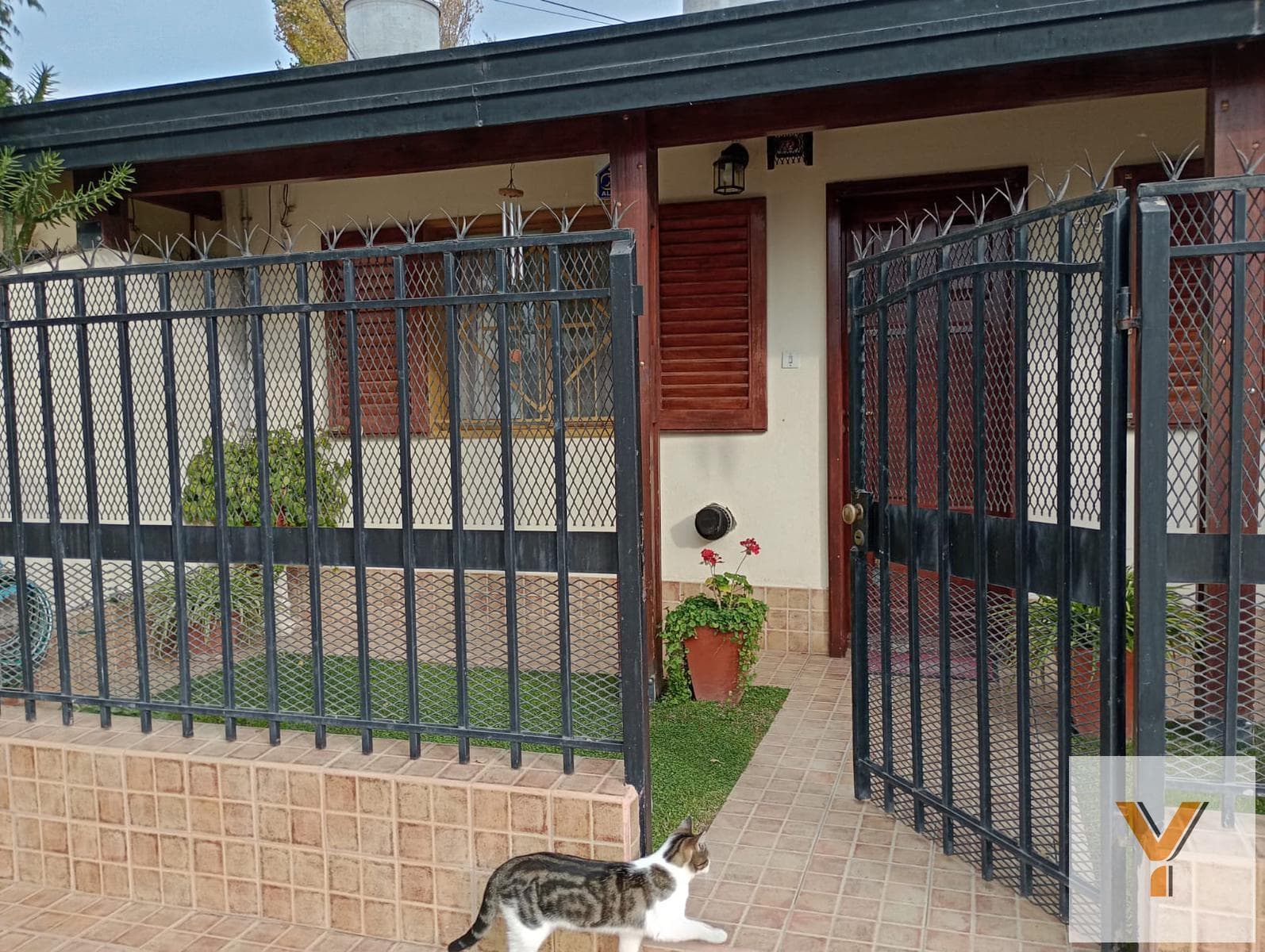 House for Sale - 3 Bedrooms, 1 Bathroom - Garage - Villa Regina, Río Negro