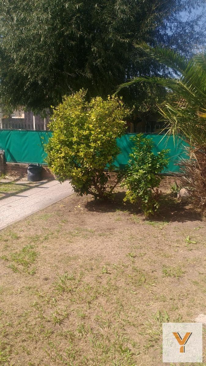 House for Sale - 2 Bedrooms, 3 Bathrooms - 300 m² - Ituzaingó