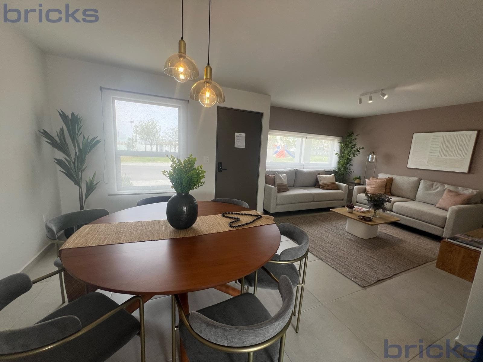 House - El Mirador Subdivision