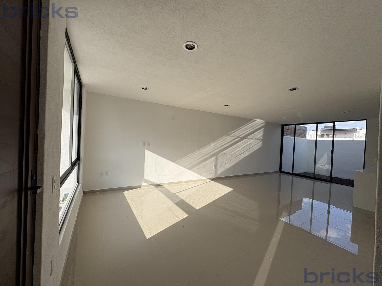 House for Sale, 3 Bedrooms, Designer Home, Grand Preserve Juriquilla.