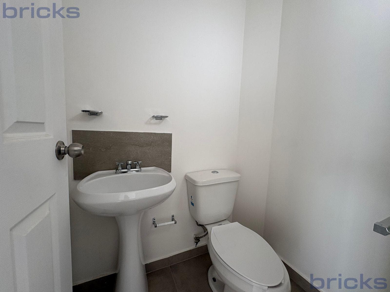 2-Bedroom House for Rent on a Private Street | Near Industrial Parks and the Querétaro Airport