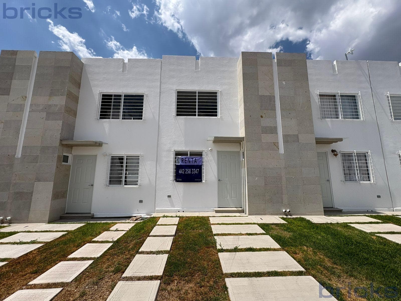 2-Bedroom House for Rent on a Private Street | Near Industrial Parks and the Querétaro Airport