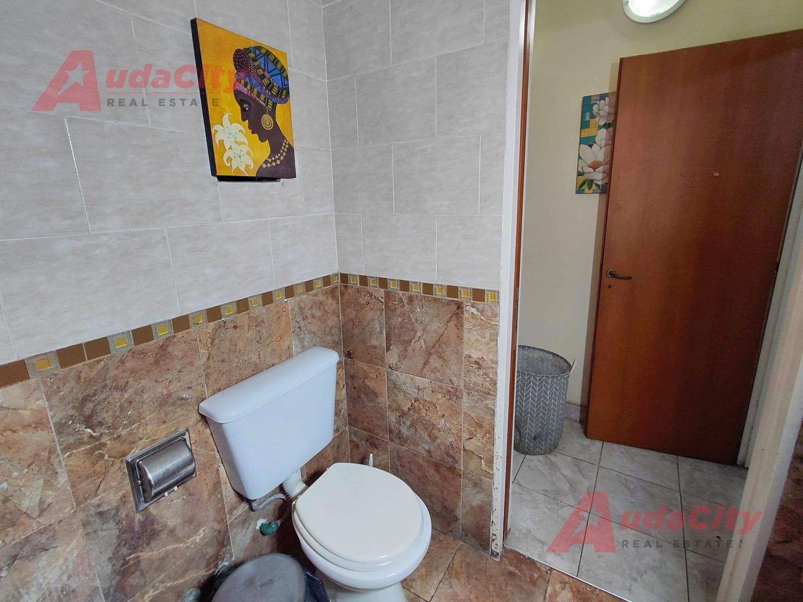 FOR SALE: 2-BEDROOM HOUSE-STYLE CONDOMINIUM IN HURLINGHAM