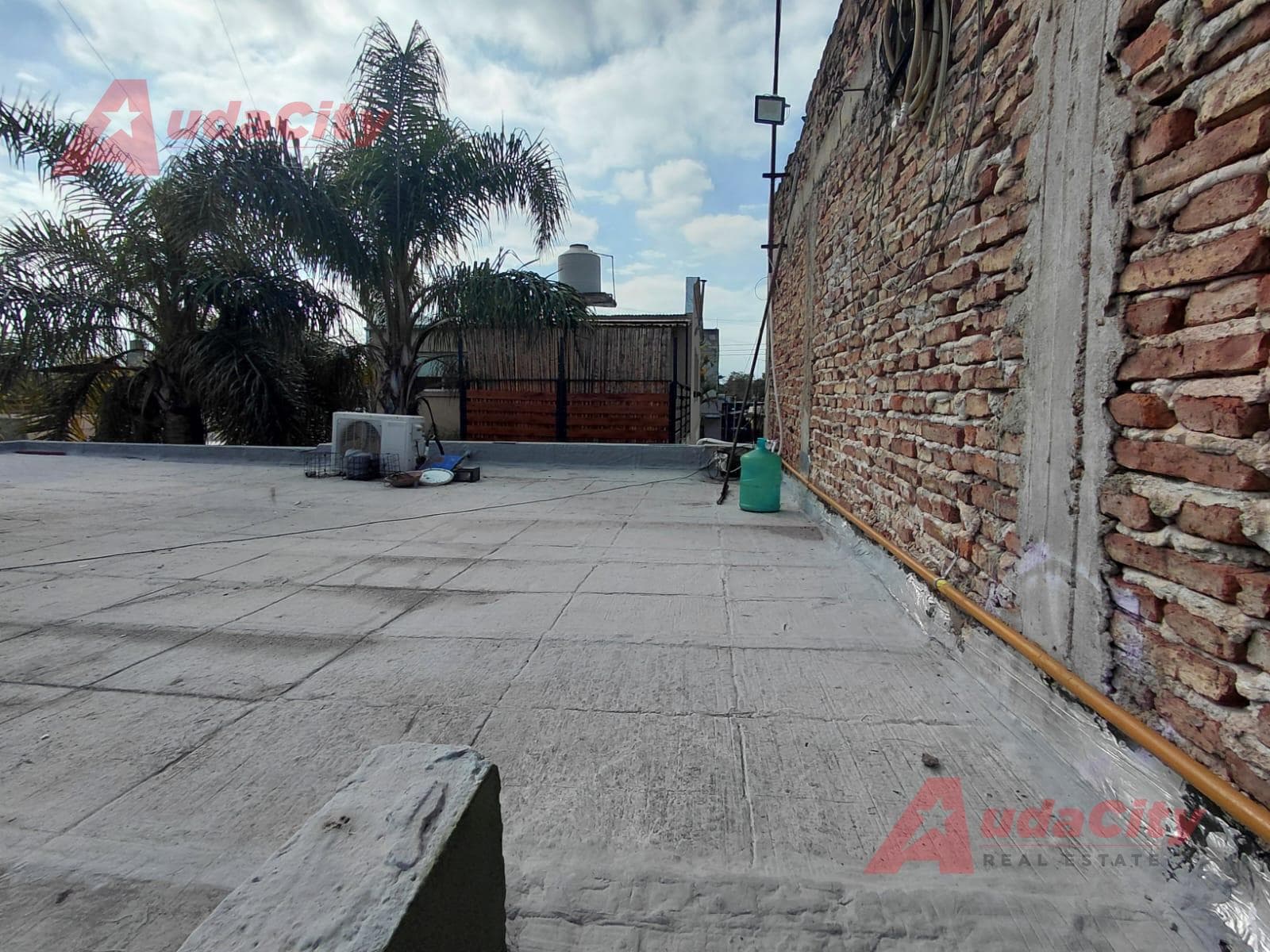 FOR SALE: 2-BEDROOM HOUSE-STYLE CONDOMINIUM IN HURLINGHAM