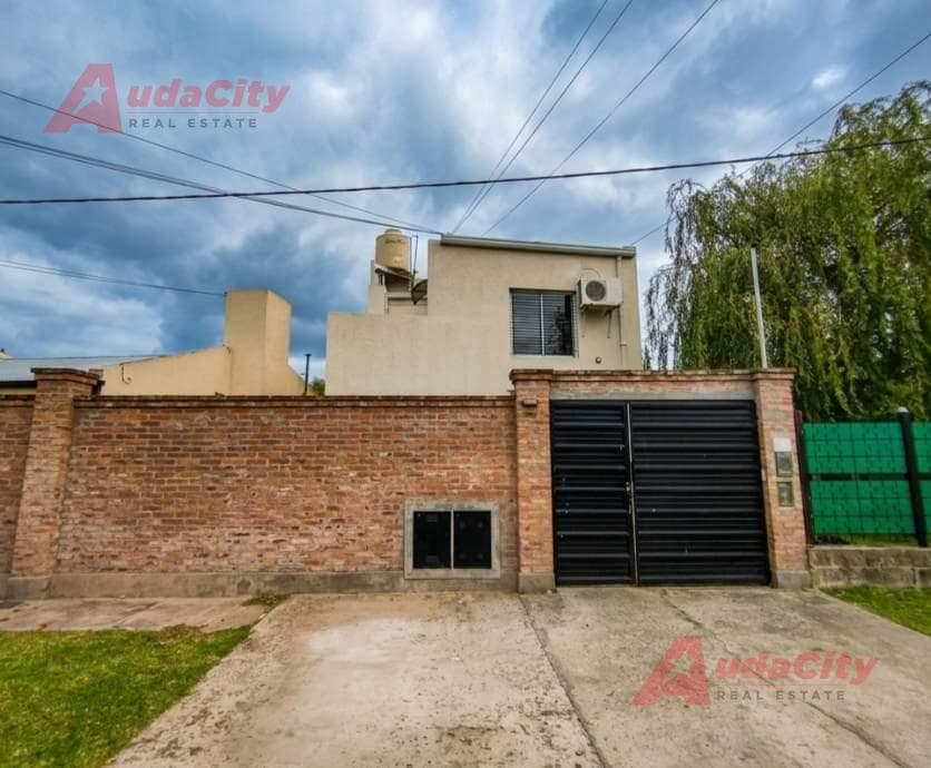 2-Room Apartment with Garage and Garden for Sale in Luján—A Great Opportunity