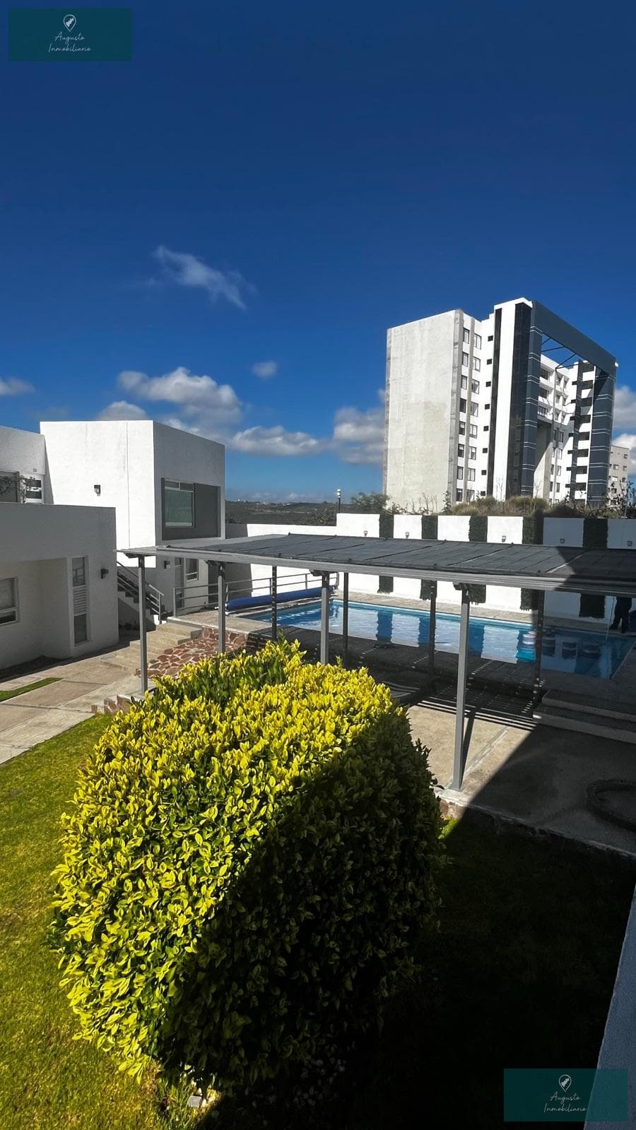 Apartment - Cañadas del Lago Subdivision