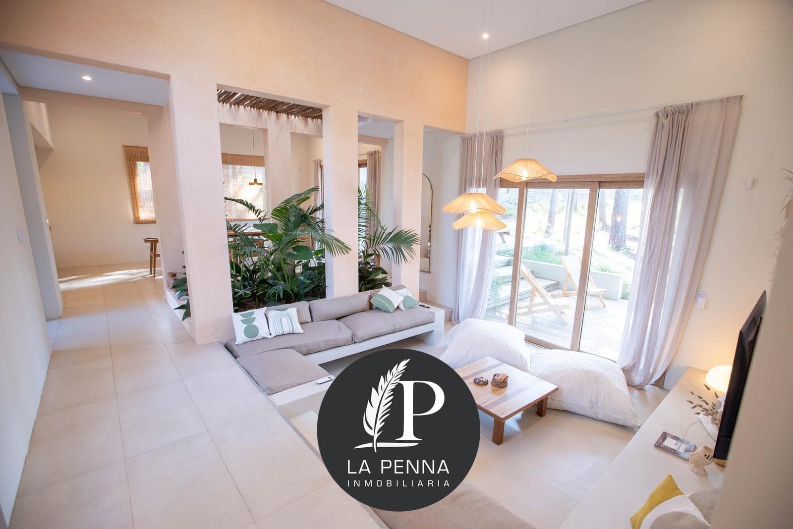 HOUSE FOR SALE IN PINAMAR ÁLAMOS