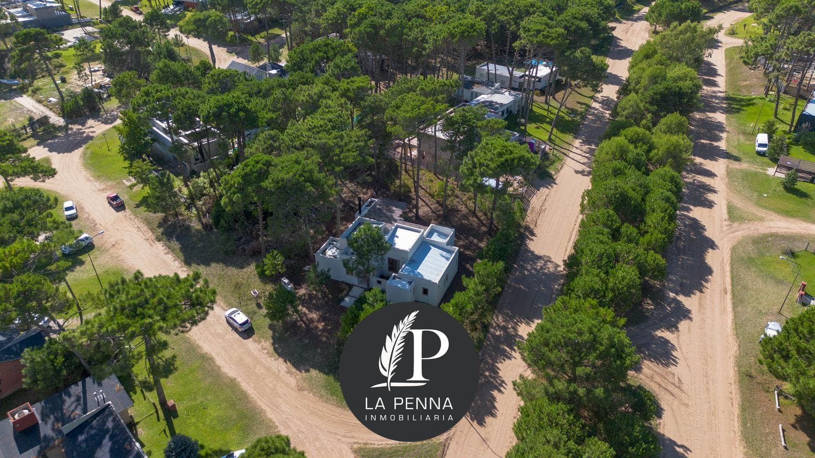 HOUSE FOR SALE IN PINAMAR ÁLAMOS
