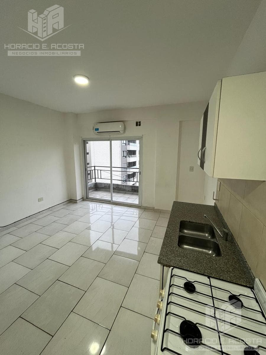 2-room apartment for rent in downtown San Martín
