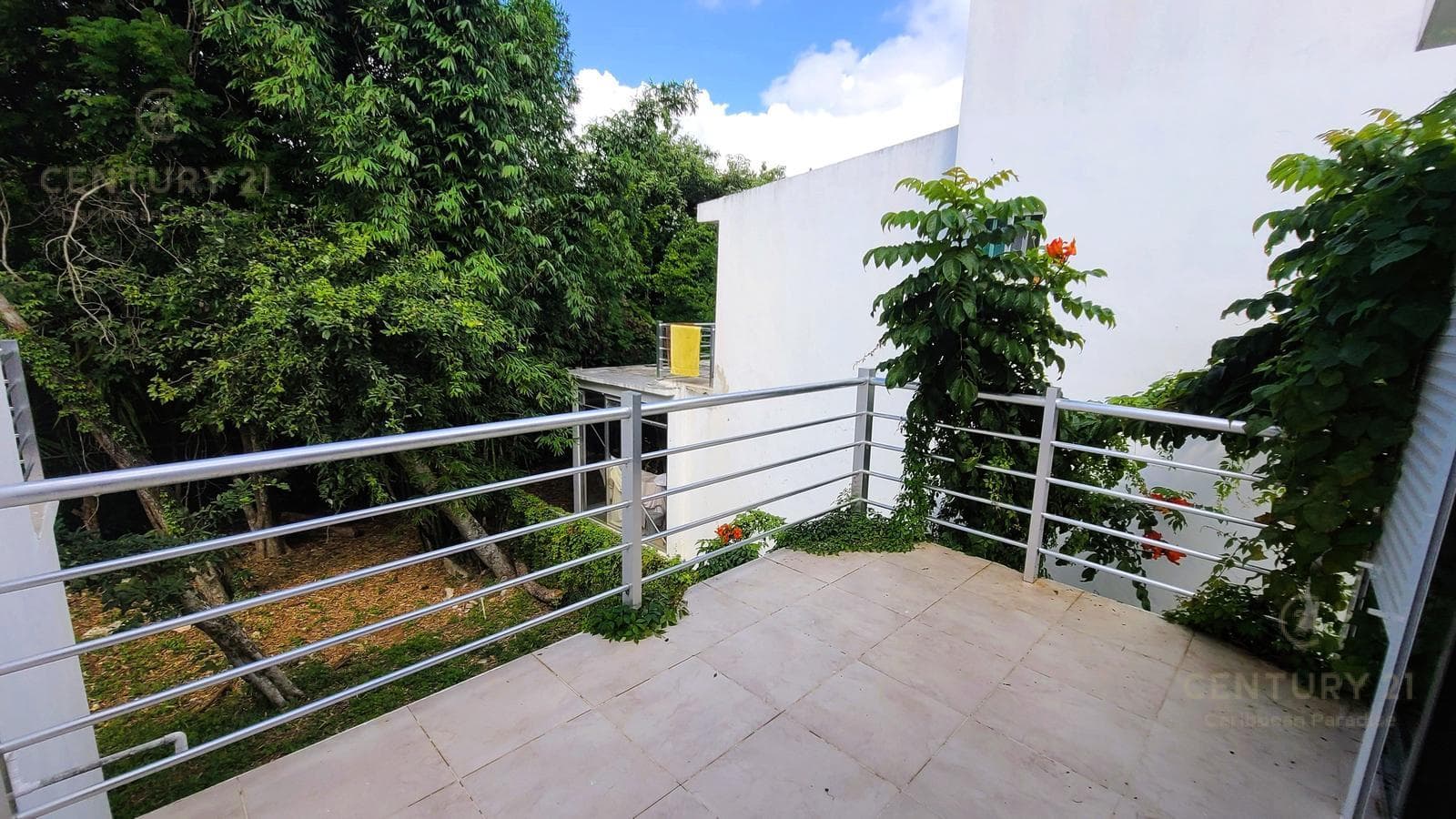 Hermosa casa de 3 rec en venta en Rioja Playacar Playa Del Carmen P3380