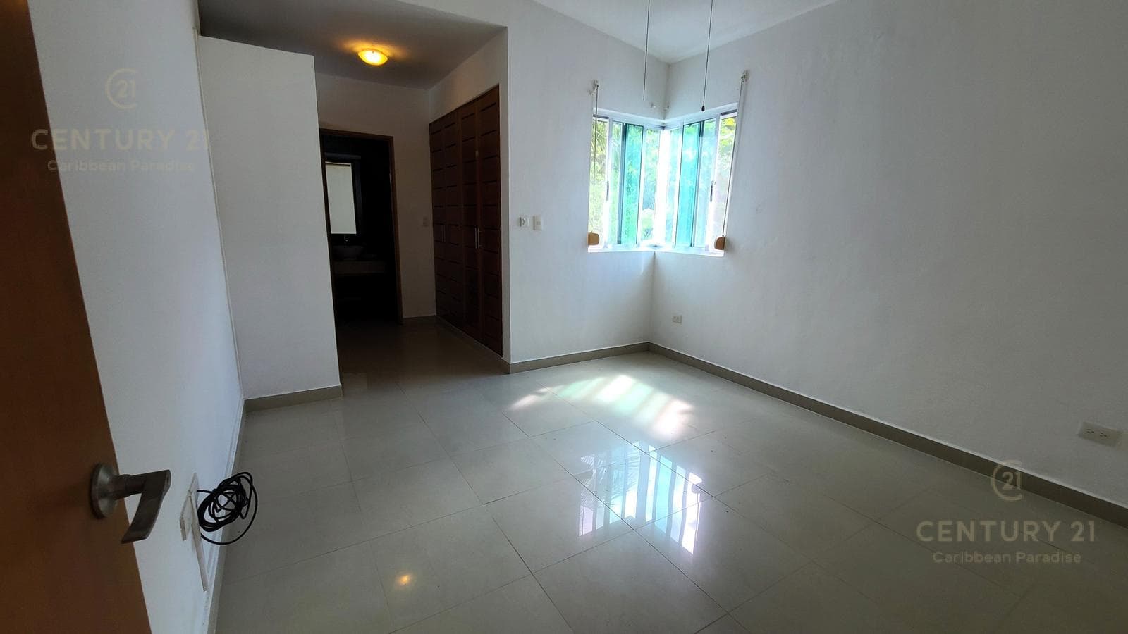 Hermosa casa de 3 rec en venta en Rioja Playacar Playa Del Carmen P3380