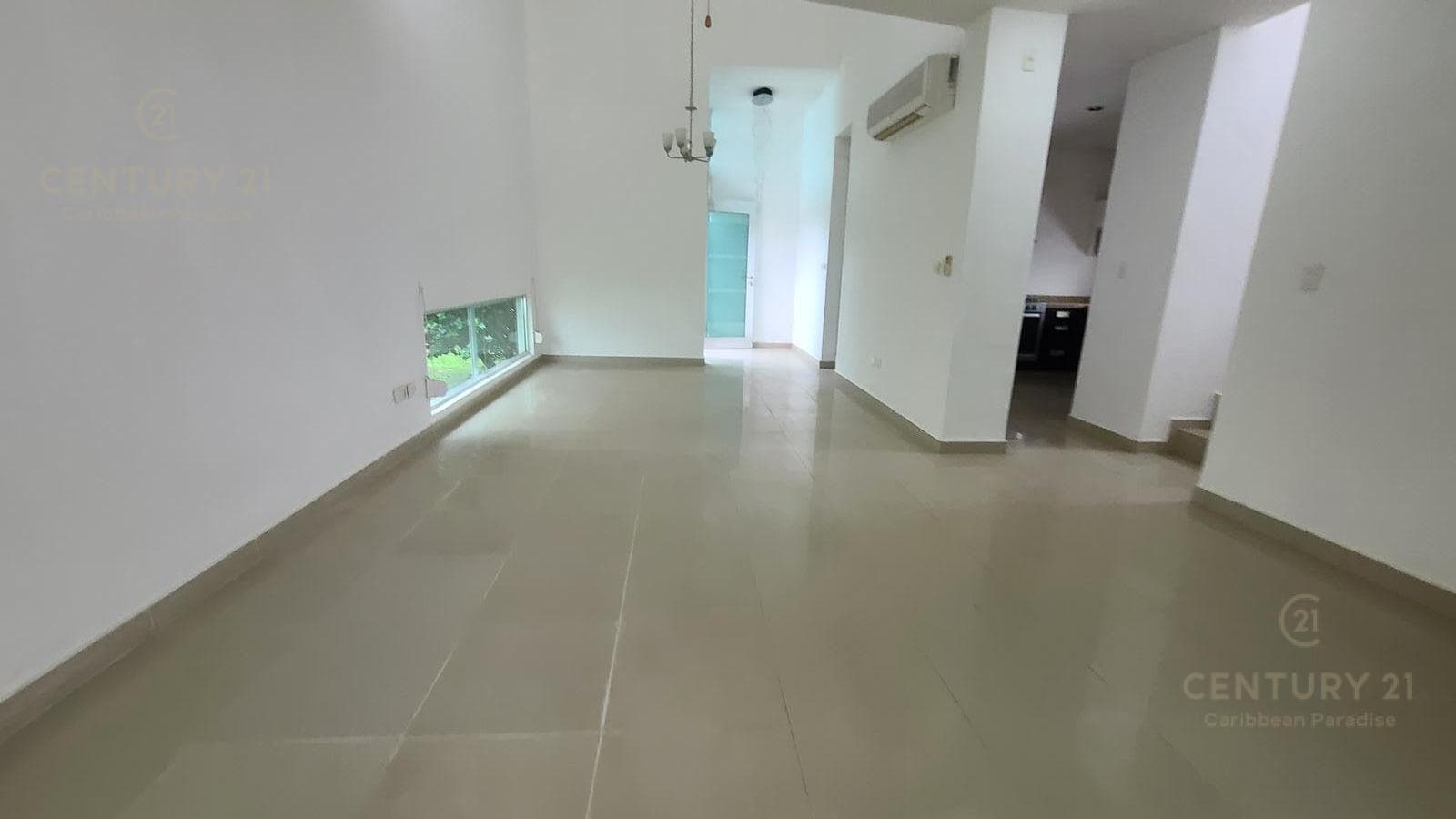 Hermosa casa de 3 rec en venta en Rioja Playacar Playa Del Carmen P3380