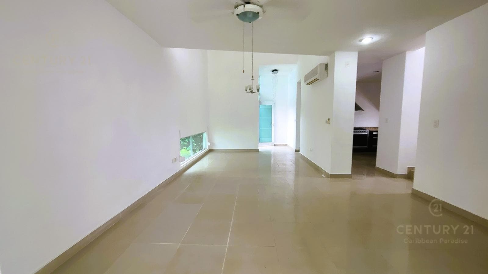Hermosa casa de 3 rec en venta en Rioja Playacar Playa Del Carmen P3380