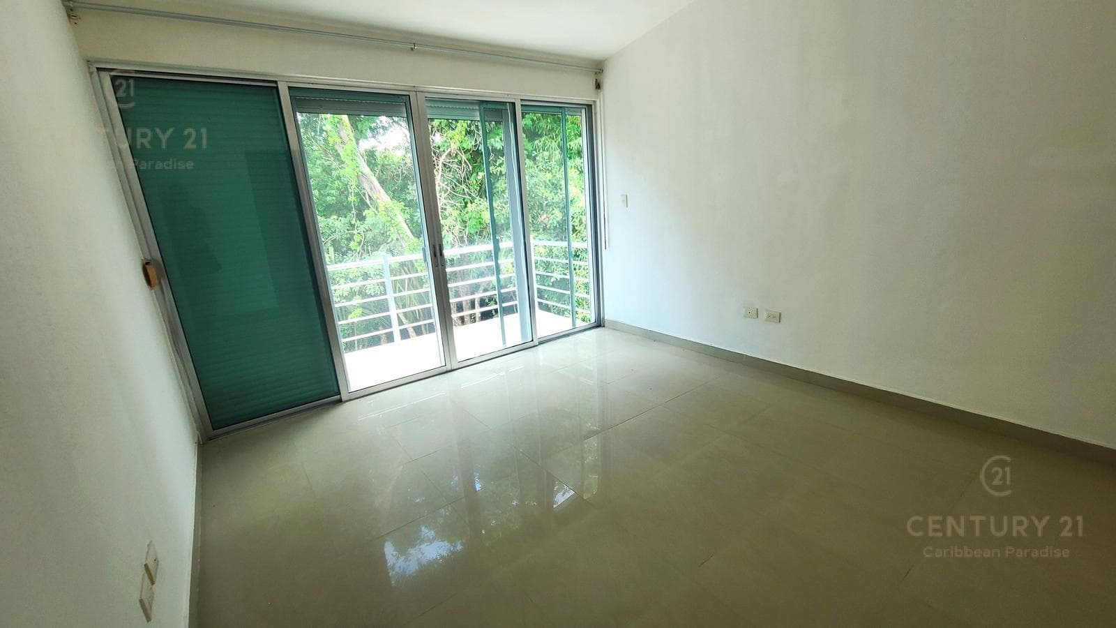 Hermosa casa de 3 rec en venta en Rioja Playacar Playa Del Carmen P3380
