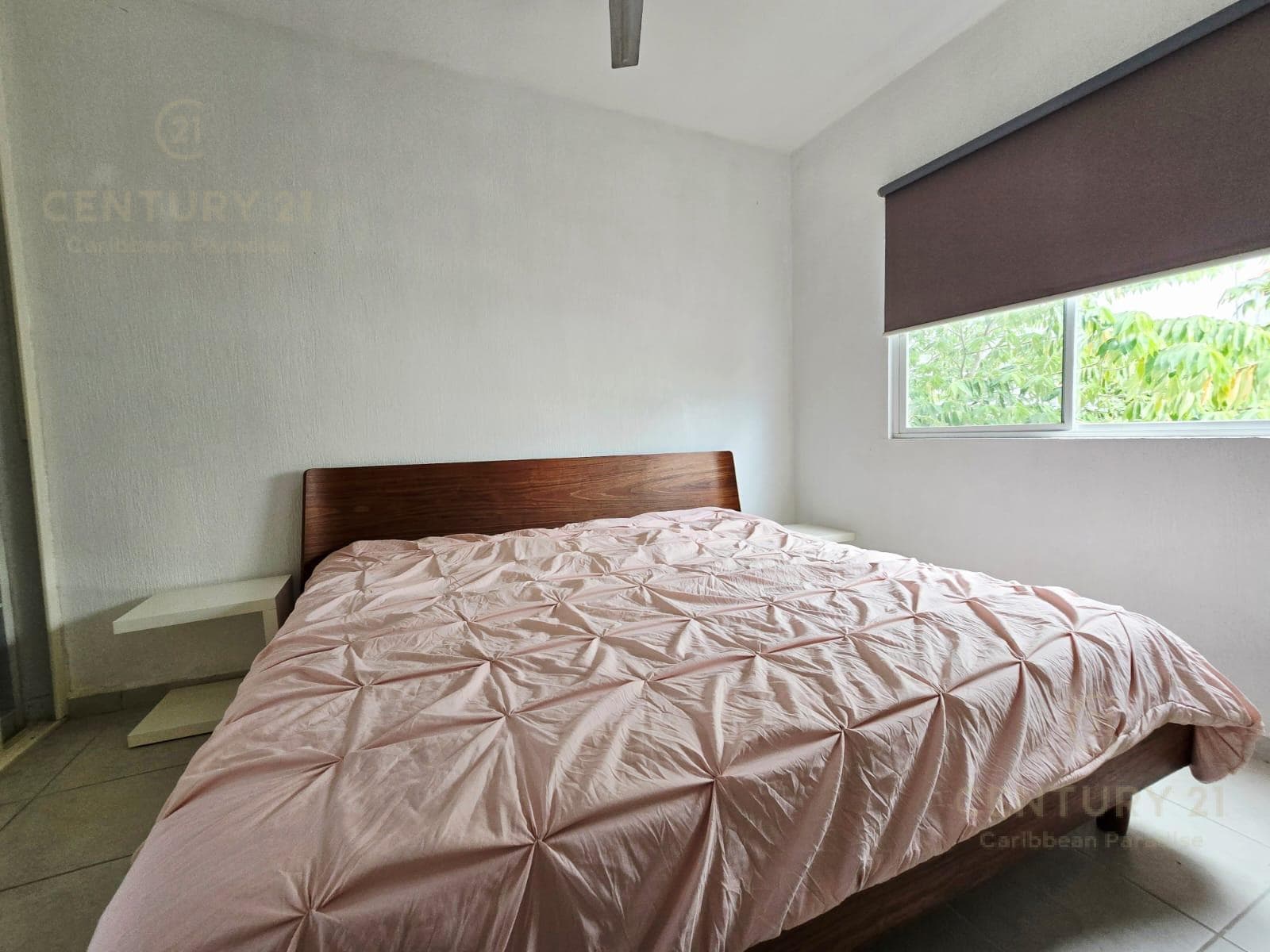 Casa 3 Recamaras en Venta Amueblada en Paseo Los Olivos Playa del Carmen | P3374